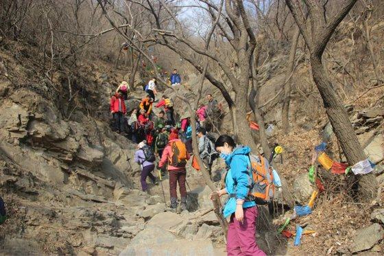 北京驢友路線之香八拉徒步穿越