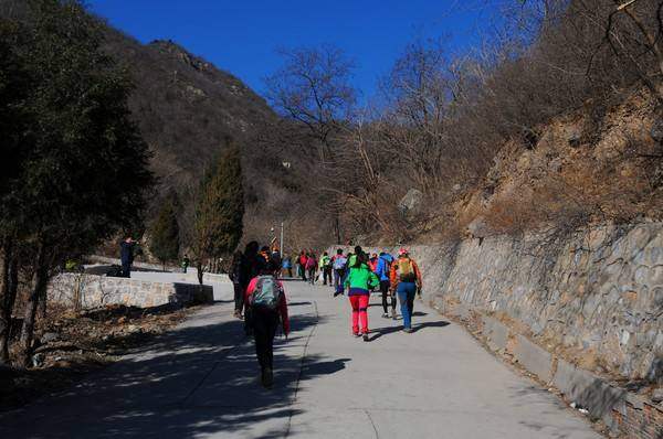 北京驢友路線之香八拉徒步穿越